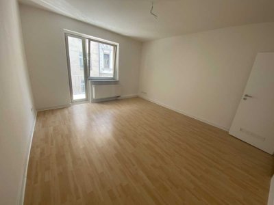 Geschmackvolle 3-Raum-Wohnung mit 2 Balkonen in Köln Nippes
