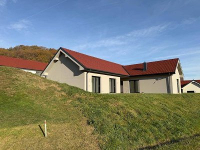 Privatverkauf! Belagsfertiger Bungalow Gleichenberg/Nähe
