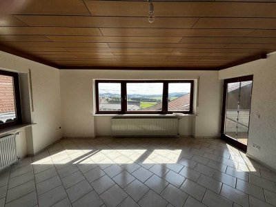 Helle, geräumige Wohnung mit Panorama-Balkon