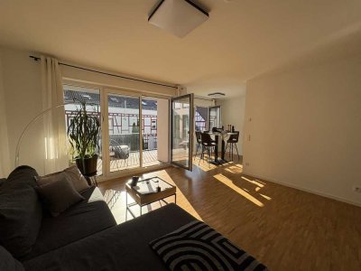 Geschmackvolle 2-Raum-Wohnung mit luxuriöser Innenausstattung mit Einbauküche in Frankfurt am Main