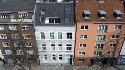 ***Stilvolle Maisonette mit Balkon in TOP LAGE***