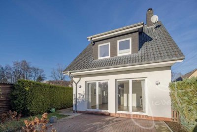 Helles DHH in ruhiger Lage in Lurup mit Garten nach Süden