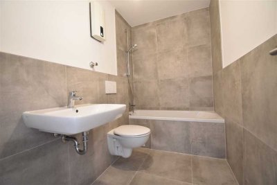 Zentrale Lage! Sanierte 3-Zimmer- Whg mit Balkon in OB-Stadtmitte