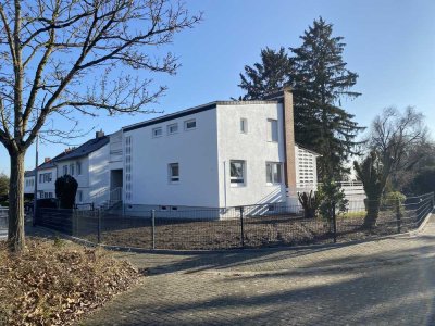 Einfamilienhaus mit Garage und großem Garten in Wiesbaden-Bierstadt