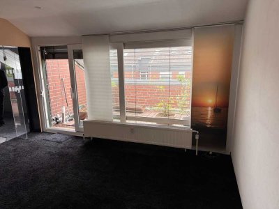 Helle Zweizimmerwohnung mit 2 Loggien