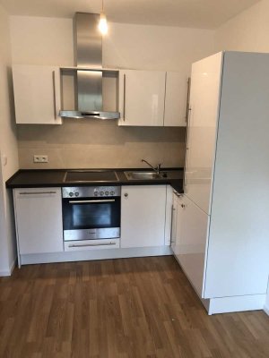 Geschmackvolle und renovierte 1,5-Raum-EG-Wohnung in Bad Homburg