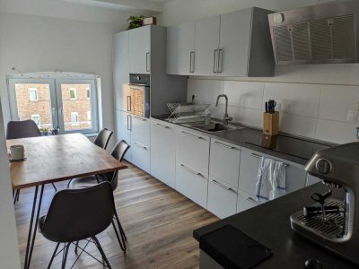 Moderne Maisonette mit großem Balkon in Bonn-Endenich – stilvoll wohnen auf zwei Ebenen