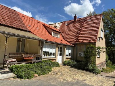 Traumhafte und idyllische Wohnlage mit eigenen Waldgrundstück  !!