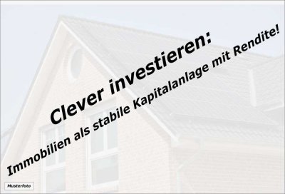 Freistehendes Einfamilienhaus mit Garage