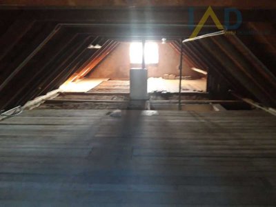 Zweifamilienhaus in der Sächsischen Schweiz: Ausbau vorbereitet, teilentkernt, mit großem Potenzial.