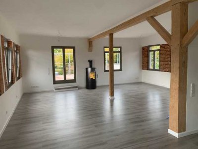 Erstbezug 5-Zimmer-Wohnung im Loftstil über 2 Ebenen und gr. Terrasse
