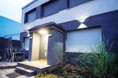 Modernes Wohnjuwel in Bochum: Luxuriöses Einfamilienhaus mit Smart-Home