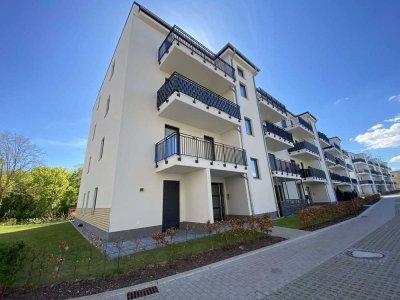 Stilvolle 2-Raum-Wohnung im Erdgeschoss mit zwei Terrassen zu vermieten!