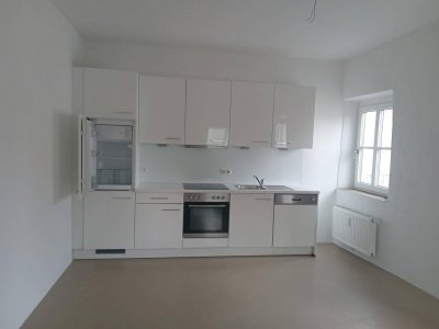 schöne 3-Zimmer-Wohnung mit möblierter Küche im Zentrum von Schärding