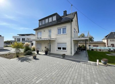 Familienwohnhaus zentral in Emmelshausen