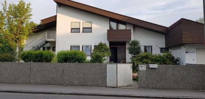 4-Familienhaus:Eigenheim+Mieteinnahmen+Bauplatz+Top Lage
