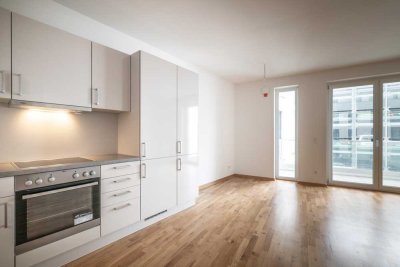 Zentral und modern: 3-Zimmer-Wohnung mit Balkon und Einbauküche