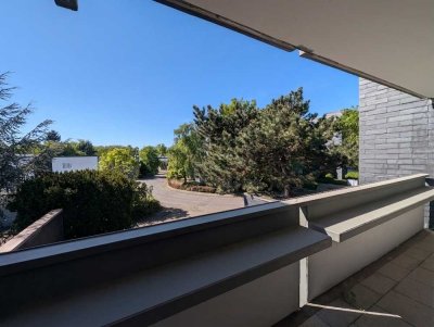 Stilvolles Investment mit großzügiger Loggia in Düsseldorfs Premiumlage Kaiserswerth