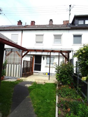 Haus statt Wohnung!! Sehr günstiges RH mit Nebengebäude in Illert.-OT