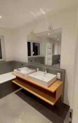 Ab sofort verfügbar: TOP Maisonette-Wohnung, 5 Zimmer, 3 Stellplätze, Garten in Wasserburg, Bodensee