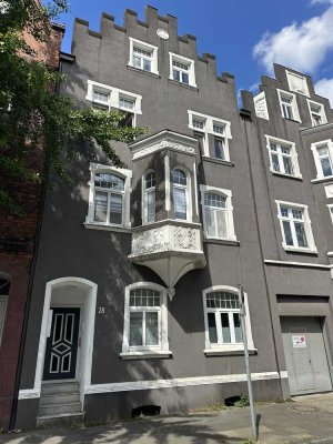 Traumhafte Altbau Dachgeschoß Wohnung zum Verlieben
