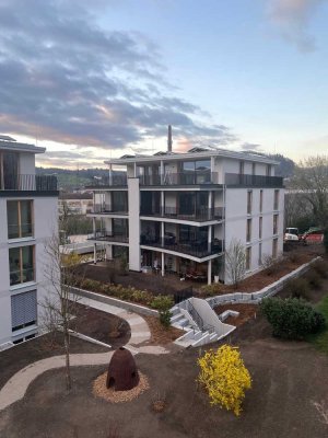 Sonnige 3-Zi-Wohnung mit großem Balkon