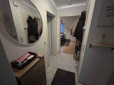 Schöne 2 Zimmer Wohnung mit großer Terrasse / Garten