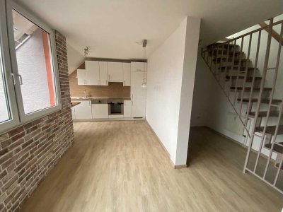 Vollständig renovierte 3,5-Zimmer-Wohnung mit Balkon und EBK in Dortmund