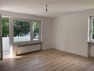 Helle 2 Zimmerwohnung mit Balkon in Pasing Obermenzing