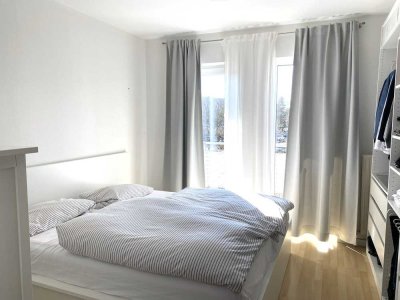 Schöne 2-Zimmer-Wohnung mit Balkon und EBK in Langen