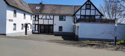 Vielseitig nutzbar, Zweifamilienhaus, Naherholungsgebiet Freilinger See, Gem. Blankenheim