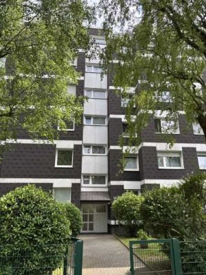 Langjährig vermietete + sehr gepflegte 2 Zi.- ETW + 2 KFZ-Stellplätze in Bochum-Wattenscheid