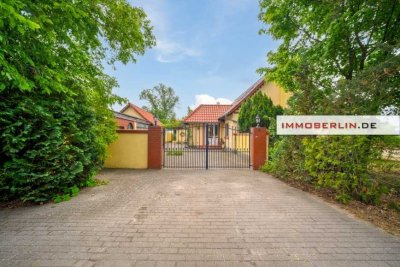 IMMOBERLIN.DE - Traumhafter Reiterhof auf großem Grundstück in harmonischer Lage