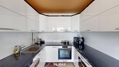 Immobilien-Highlight: Wunderschöne 3-Zimmer-Wohnung mit TG