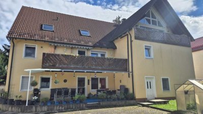 5-Zimmer-Wohnung mit Balkon in Vorra