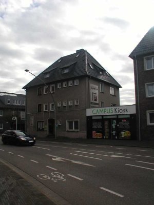Schicke DG Wohnung in der Innenstadt zu vermieten
