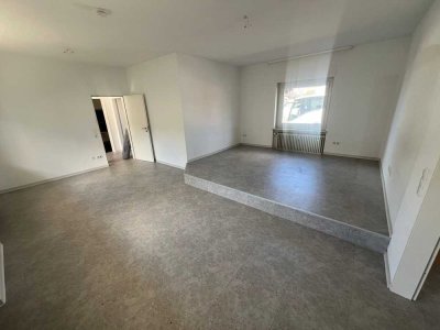 Moderne 3-Zimmer-Wohnung mit 2 Tageslichtduschbädern im Hochparterre