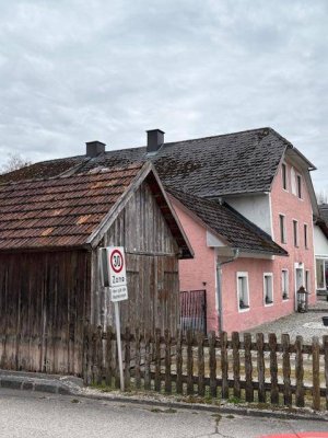 Altbauwohnung im OG mit Garten-u. Kelleranteil, Scheune