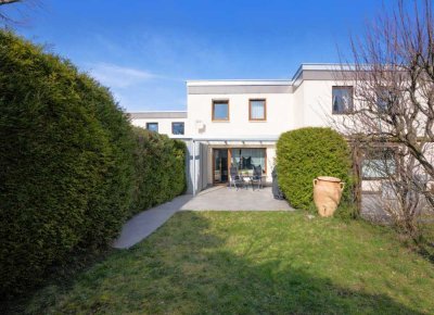 Pforzheim-Sonnenhof: Top gepflegtes, modernisiertes Reihenhaus mit Südgarten & Garage