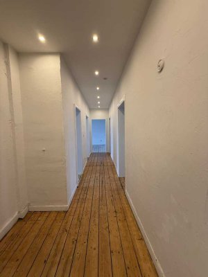 Schöne 4-Zimmer-Wohnung am Westbahnhof – Nähe RWTH Aachen – ideal für Studenten, Familien oder Beruf