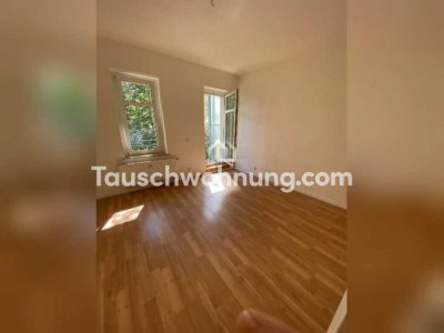Tauschwohnung: Zentrumsnahe, preisgünstige Altbauwohnung mit Balkon