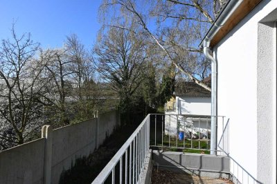 DIREKTE UNI-NÄHE! Renoviertes Appartement in Bochum-Querenburg mit EBK und Balkon!