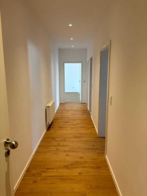 3 Zimmer Wohnung nach Kernsanierung