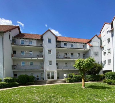 Attraktive 3-Zimmer-Wohnung mit Balkon, Garage und Blick ins Grüne
