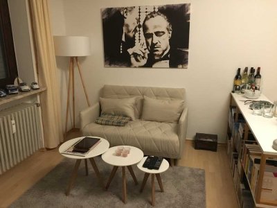 Geschmackvolle, voll möblierte 1-Raum-Wohnung mit Balkon und EBK in Passau