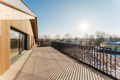 Helle Freude!Dachterrassenwohnung in ruhiger Stadtrandlage mit Weitblick