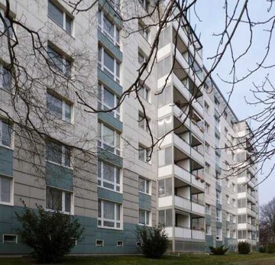 Senioren aufgepasst - große 3-Raumwohnung in Elbnähe