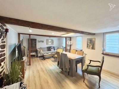 CHARME TRIFFT CHANCE � Historisches Mehrfamilienhaus mit 5 Wohneinheiten und viel Potential!