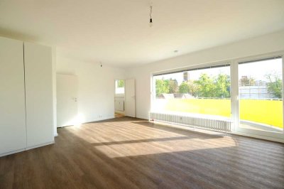 SONNIGES APARTMENT AN DER FU MIT TERRASSE UND GARTENNUTZUNG + WANNENBAD + EBK + PKW STELLPLATZ
