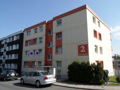Falterweg - Weitmar Mark: 3,5-Zimmerwohnung im 3.OG mit Süd-Balkon !